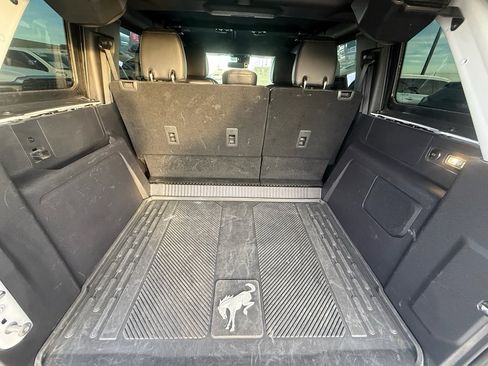 Used 2023 Ford Bronco Wildtrak image 13