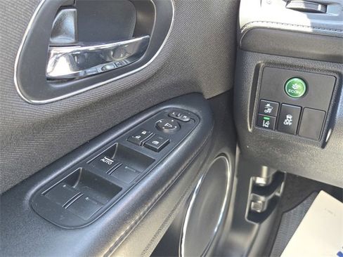 Used 2022 Honda HR-V EX image 21