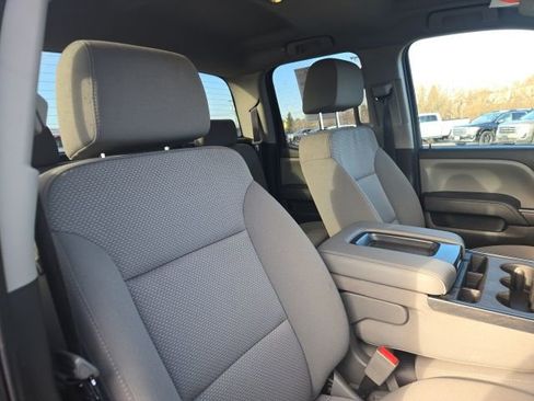 Used 2018 Chevrolet Silverado 1500 Custom w/ Custom Value Package image 36