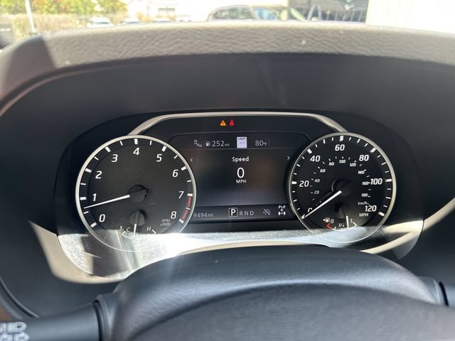 Used 2025 Nissan Frontier SL AWD/4WD image 19