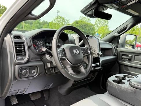 New 2026 RAM 3500 Tradesman AWD/4WD image 16