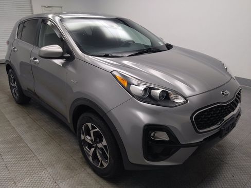 Used 2020 Kia Sportage LX AWD/4WD image 13
