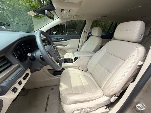 Used 2023 GMC Acadia Denali w/ Trailering Package FWD image 21