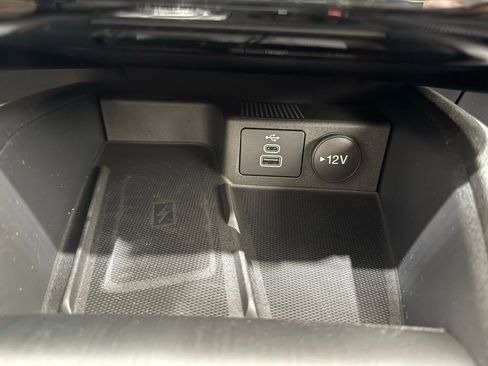 New 2025 Ford Escape SE w/ PHEV Premium Package image 38