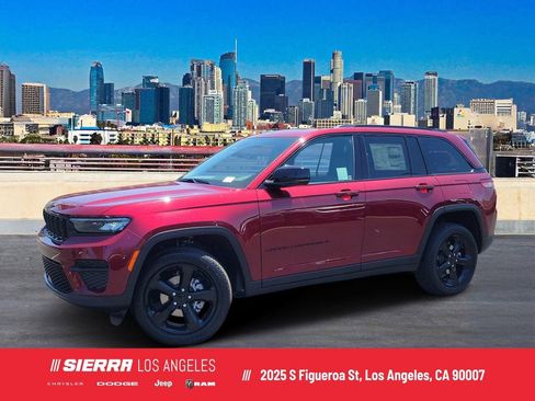 New 2025 Jeep Grand Cherokee Altitude image 1