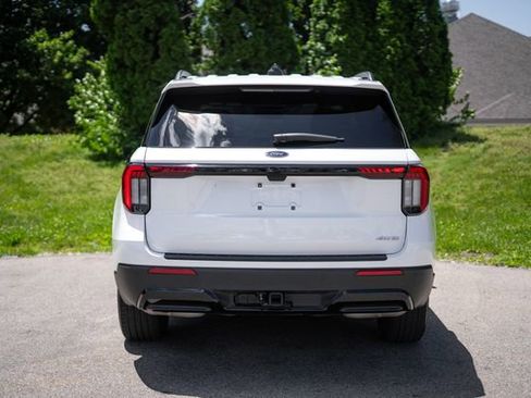 Used 2025 Ford Explorer ST-Line AWD/4WD image 6