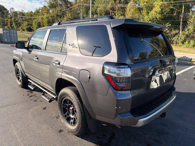 Certified 2023 Toyota 4Runner TRD Off-Road Premium w/ Moonroof Package AWD/4WD image 3