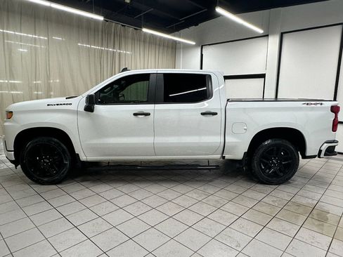 Used 2022 Chevrolet Silverado 1500 Custom w/ LPO, Blackout Package image 13