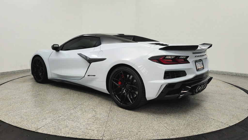 Used 2024 Chevrolet Corvette Z06 w/ Battery Protection Package RWD image 3