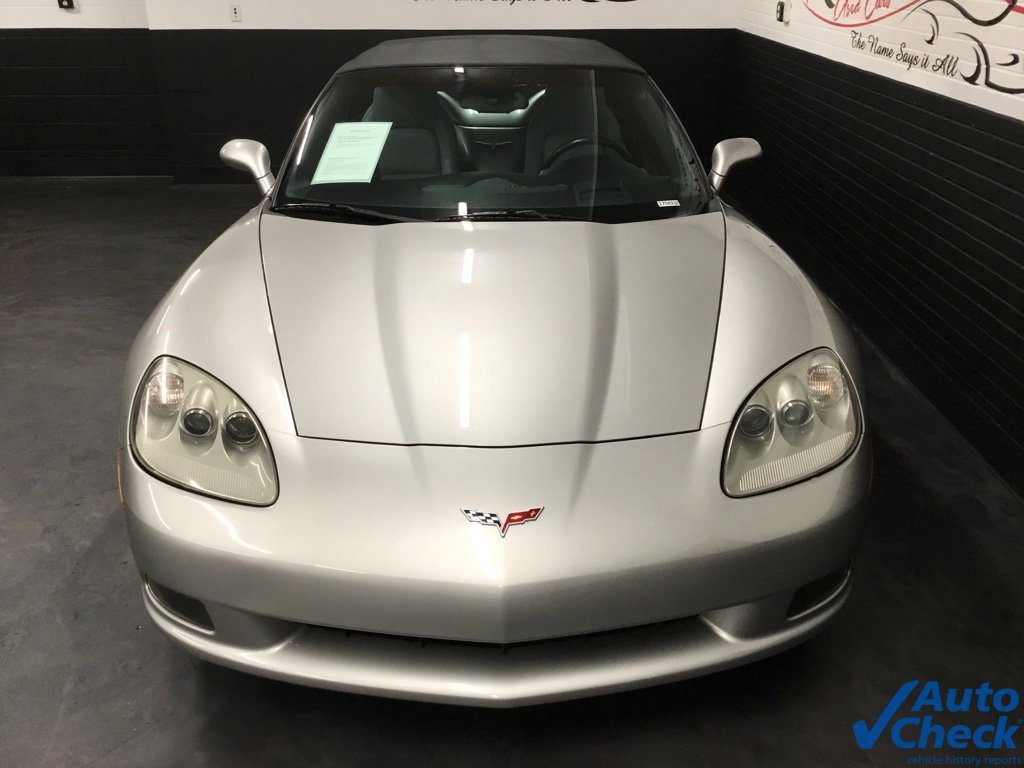 Used 2005 Chevrolet Corvette Convertible w/ Preferred Equipment Group RWD image 15
