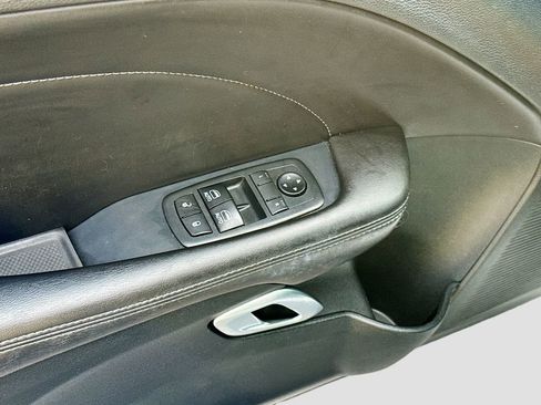 Used 2018 Dodge Challenger T/A image 17