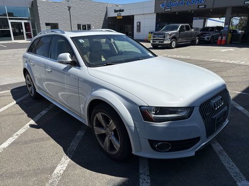 Used 2015 Audi A4 Premium Plus w/ Technology Package AWD/4WD image 7
