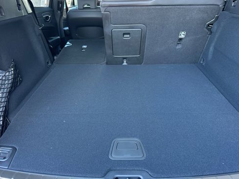 New 2025 Volvo XC60 T8 Ultra w/ Protection Package Premier image 16