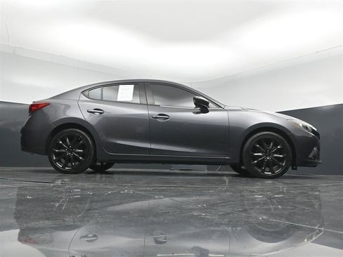 Used 2016 MAZDA MAZDA3 s Touring FWD image 29