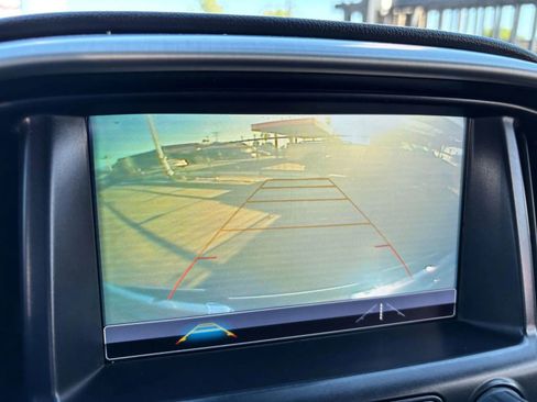 Used 2018 GMC Canyon SLT w/ Driver Alert Package image 14