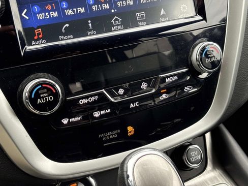 Used 2018 Nissan Murano SL w/ Moonroof Package image 34