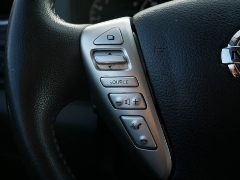 Used 2018 Nissan Versa Note SV image 28