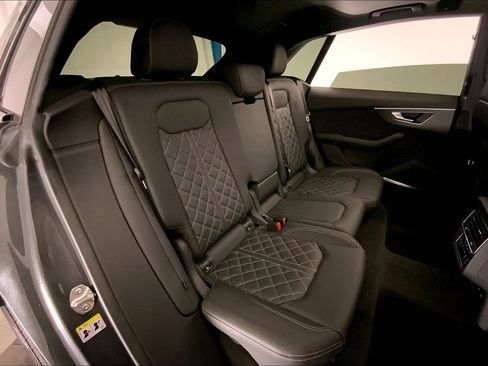 Used 2024 Audi SQ8 Premium Plus AWD/4WD image 15