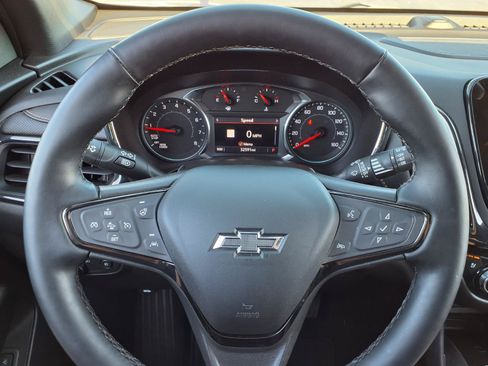 Used 2023 Chevrolet Equinox Premier FWD image 15