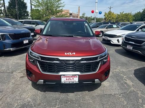 Used 2026 Kia Seltos S AWD/4WD image 2