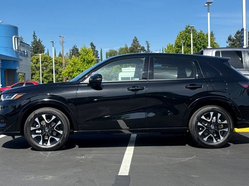 Used 2026 Honda HR-V EX-L image 2