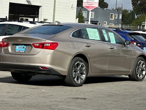 Used 2024 Chevrolet Malibu LT image 4