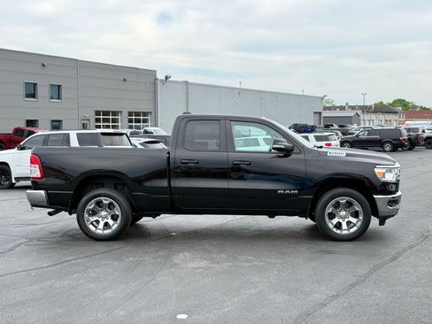 Used 2022 RAM 1500 Big Horn AWD/4WD image 2