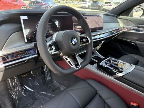 New 2026 BMW 740i image 21