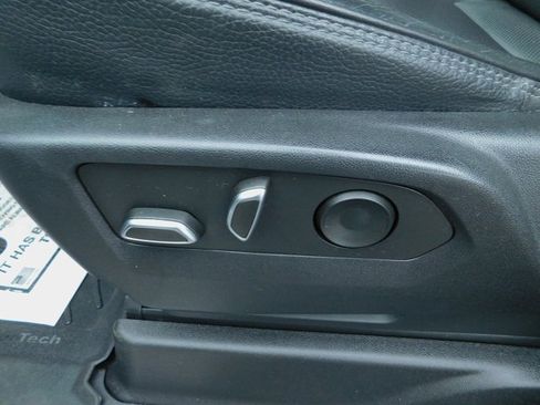 Used 2023 GMC Yukon Denali image 27