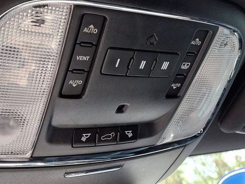Used 2015 Jeep Grand Cherokee Limited w/ Luxury Group II AWD/4WD image 26