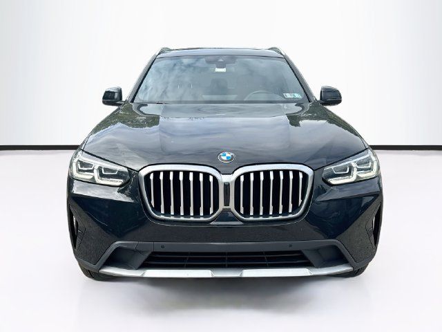 Used 2022 BMW X3 xDrive30i w/ Convenience Package AWD/4WD image 2