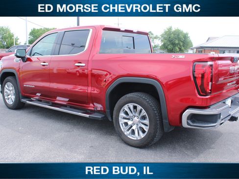 Used 2022 GMC Sierra 1500 SLT w/ SLT Premium Plus Package AWD/4WD image 17