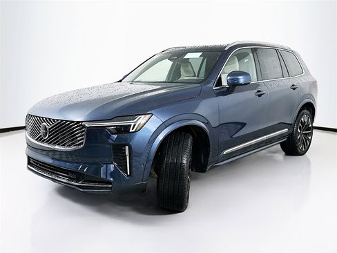 Used 2026 Volvo XC90 B6 Plus w/ Protection Package Premier image 2