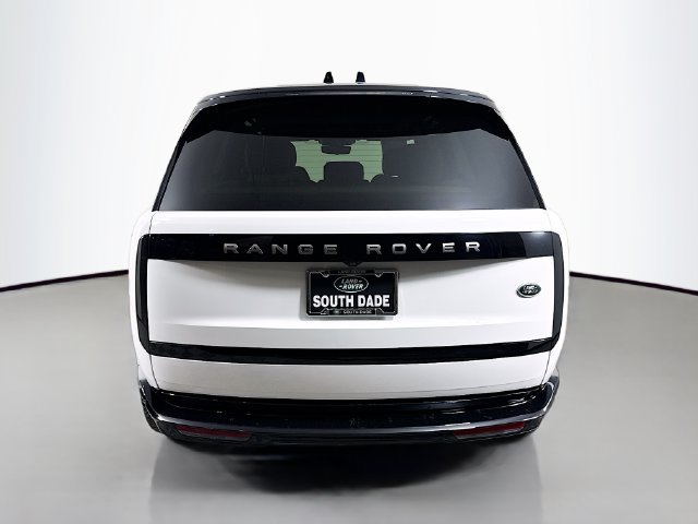 Used 2023 Land Rover Range Rover SE AWD/4WD image 6