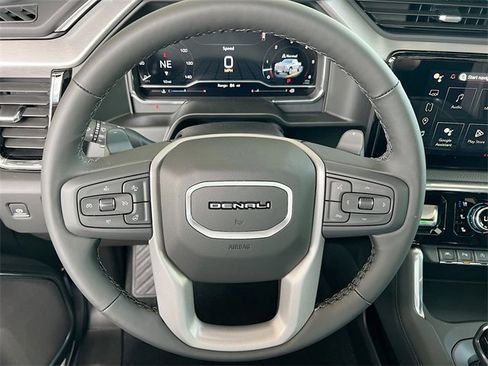 New 2025 GMC Sierra 1500 Denali w/ Technology Package image 7