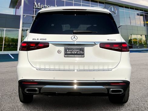 New 2026 Mercedes-Benz GLS 450 4MATIC image 4