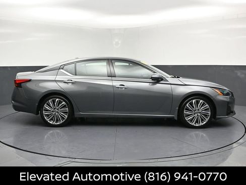Certified 2025 Nissan Altima 2.5 SL FWD image 29