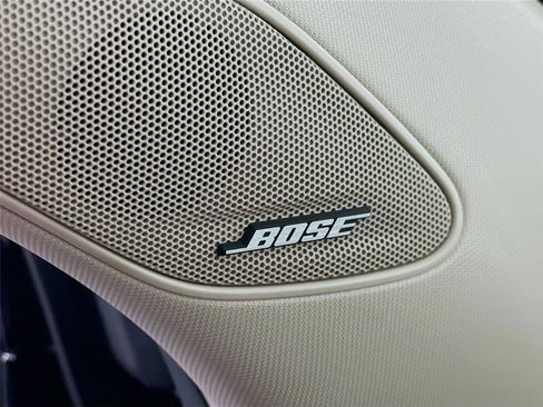 Used 2023 Honda Pilot Elite image 25