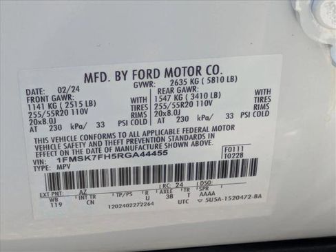 Used 2024 Ford Explorer Limited w/ Limited Technology Package RWD image 26