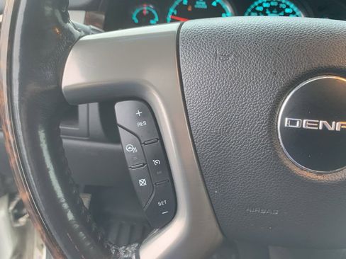 Used 2012 GMC Yukon Denali image 20