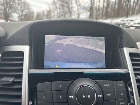 Used 2014 Chevrolet Cruze LT image 20