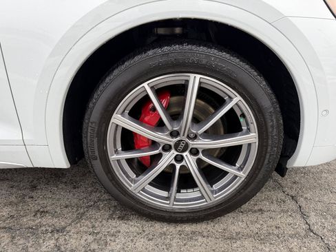 Certified 2024 Audi SQ5 Prestige image 10