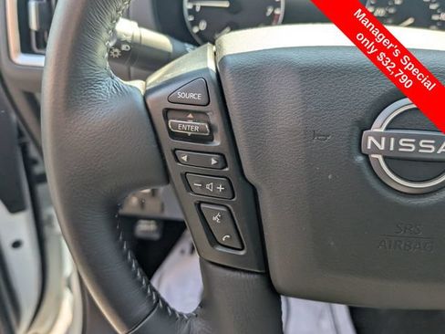 Certified 2025 Nissan Frontier SV w/ SV Convenience Package AWD/4WD image 13