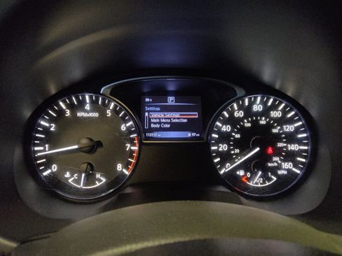 Used 2017 Nissan Altima 2.5 SR w/ Midnight Edition Package FWD image 23