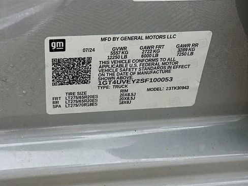 Used 2025 GMC Sierra 3500 AT4 image 34