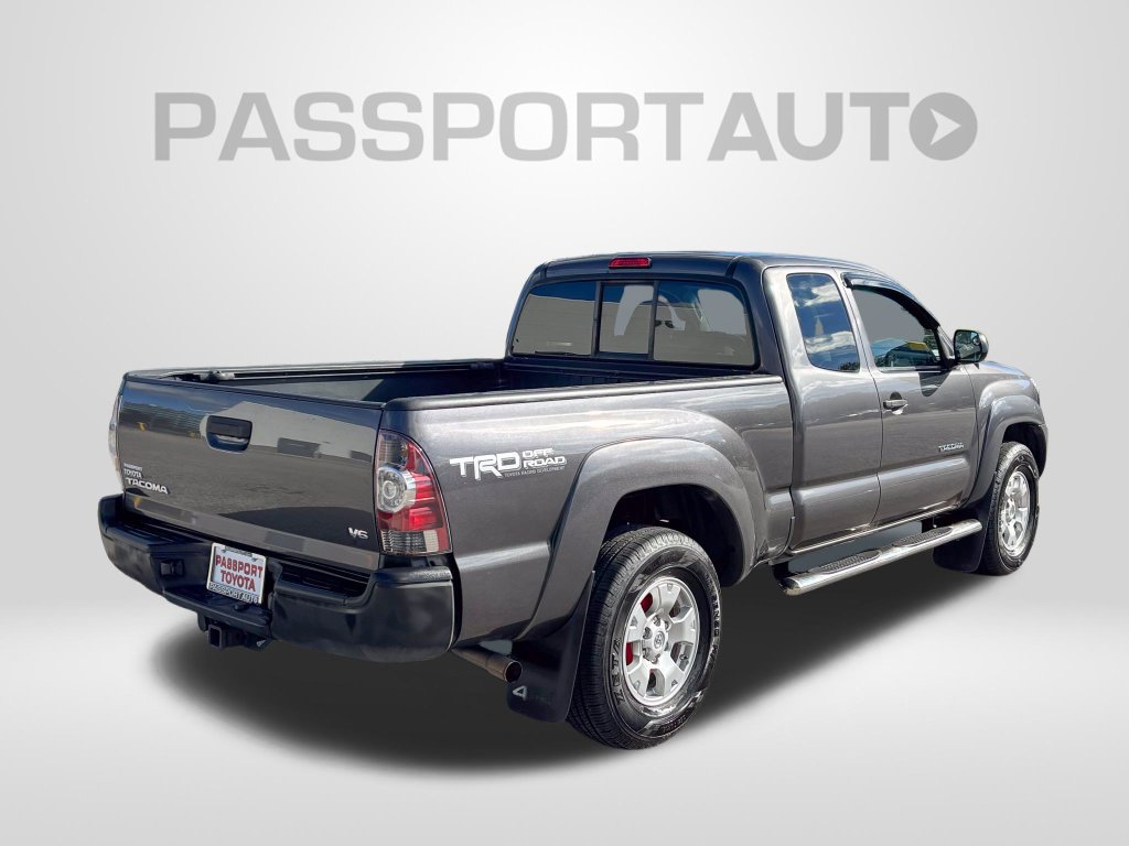 Used 2013 Toyota Tacoma 4x4 Access Cab V6 w/ TRD Off-Road Pkg image 12