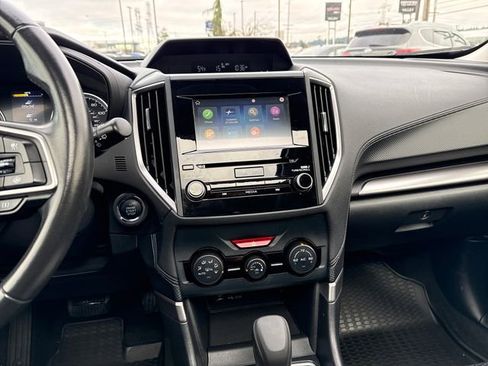 Used 2023 Subaru Forester Premium image 21