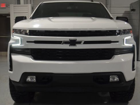 Used 2019 Chevrolet Silverado 1500 RST w/ All-Star Edition AWD/4WD image 2