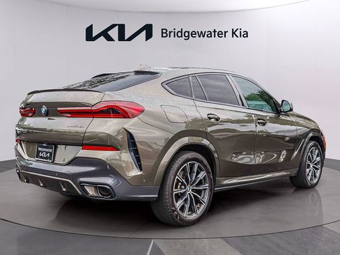 Used 2023 BMW X6 xDrive40i w/ M Sport Package AWD/4WD image 6