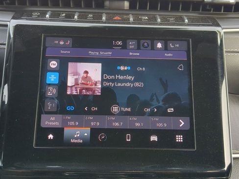 Used 2024 Jeep Grand Cherokee Altitude image 22